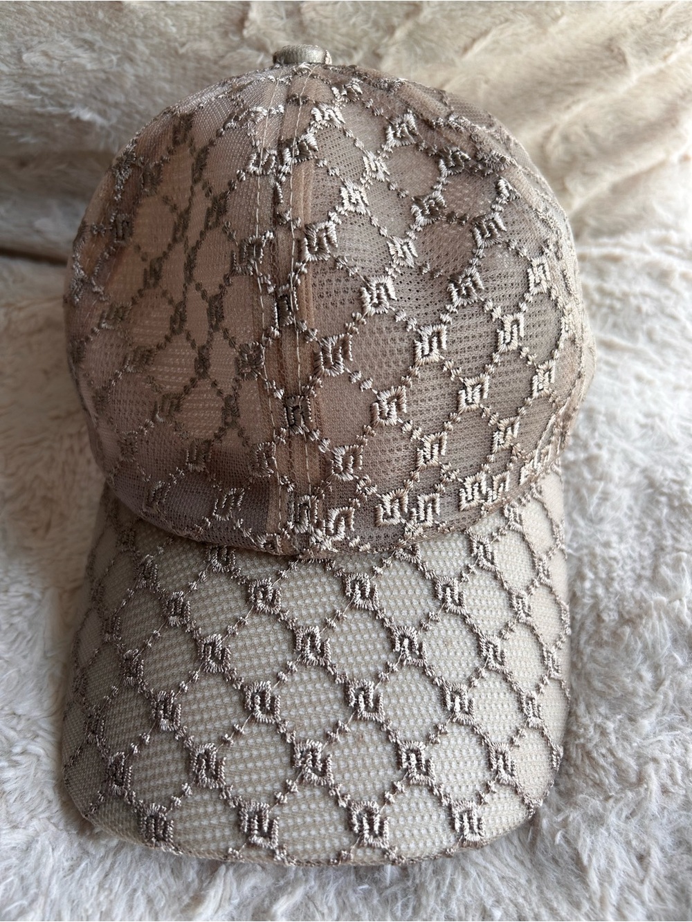 Neutral Beige Lace-Overlay Baseball Cap